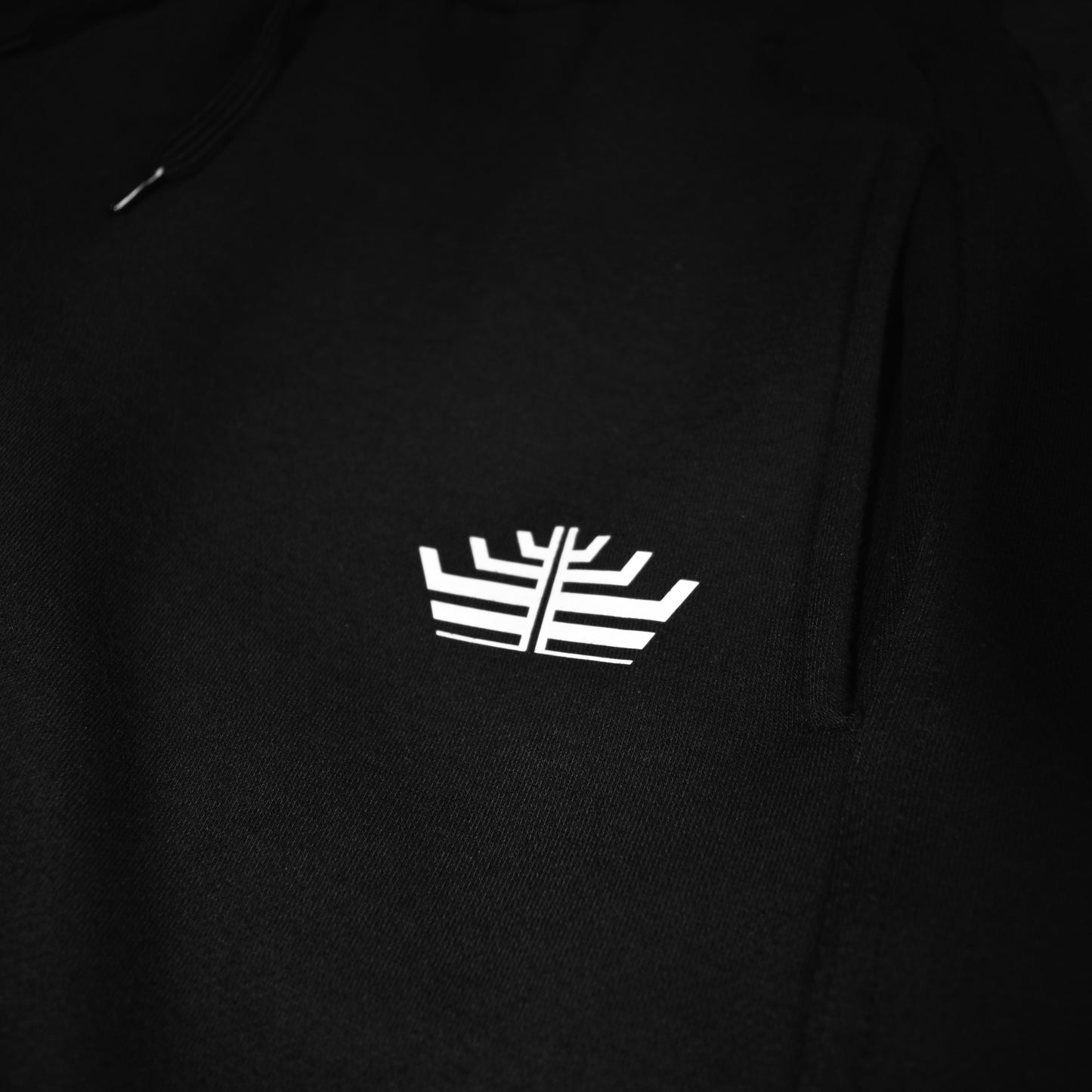MØB SUIT